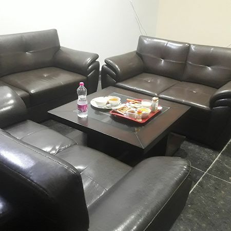 Hotel Aero Stay Új-Delhi Kültér fotó