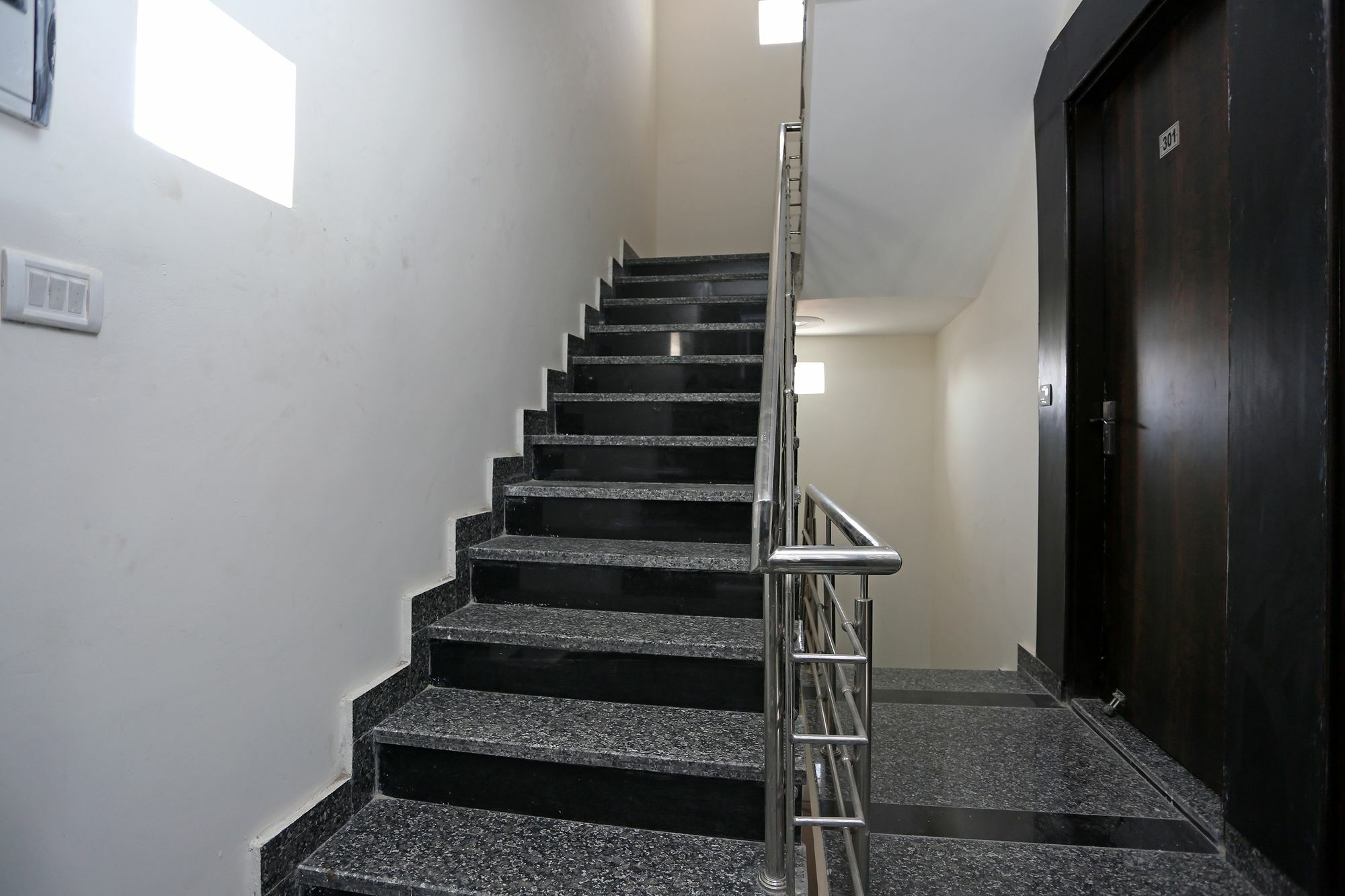 Hotel Aero Stay Új-Delhi Kültér fotó