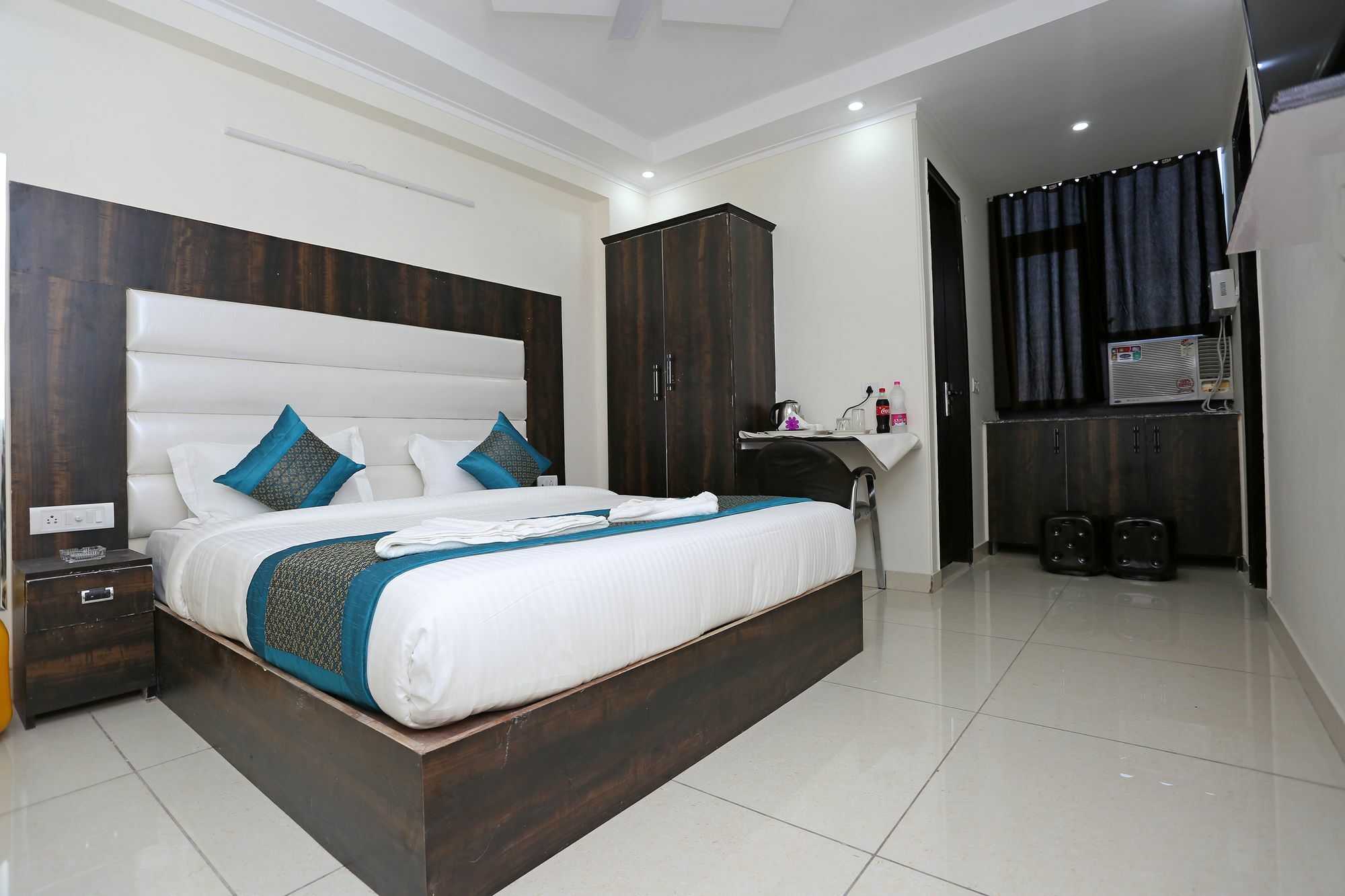Hotel Aero Stay Új-Delhi Kültér fotó